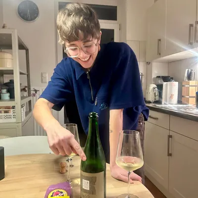 Feierabend-Wein einschenken ✨